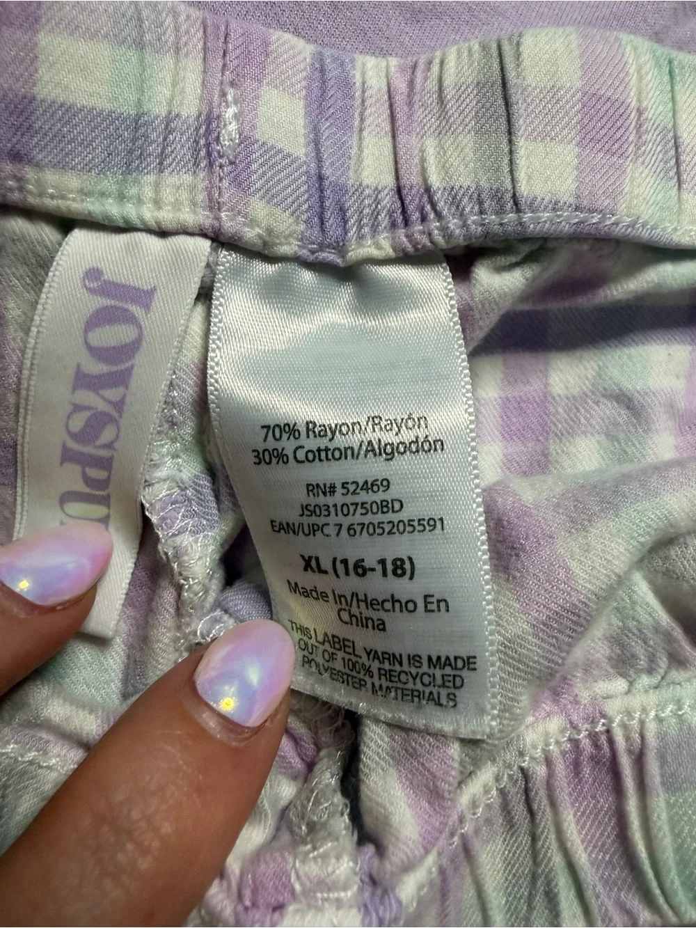 Women's Two-Piece V-Neck Pajama Set — Pink & Lavender